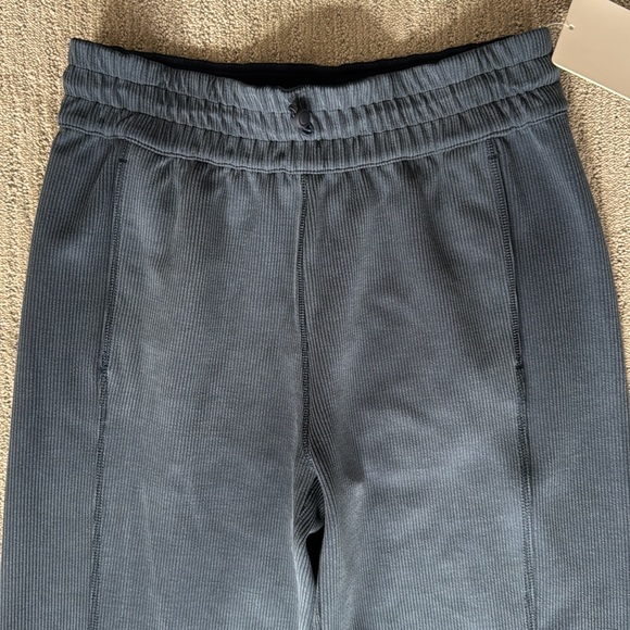 Lululemon Ribbed Softstreme Mid Rise Wide Leg Crop 25” - Picture 5 of 11